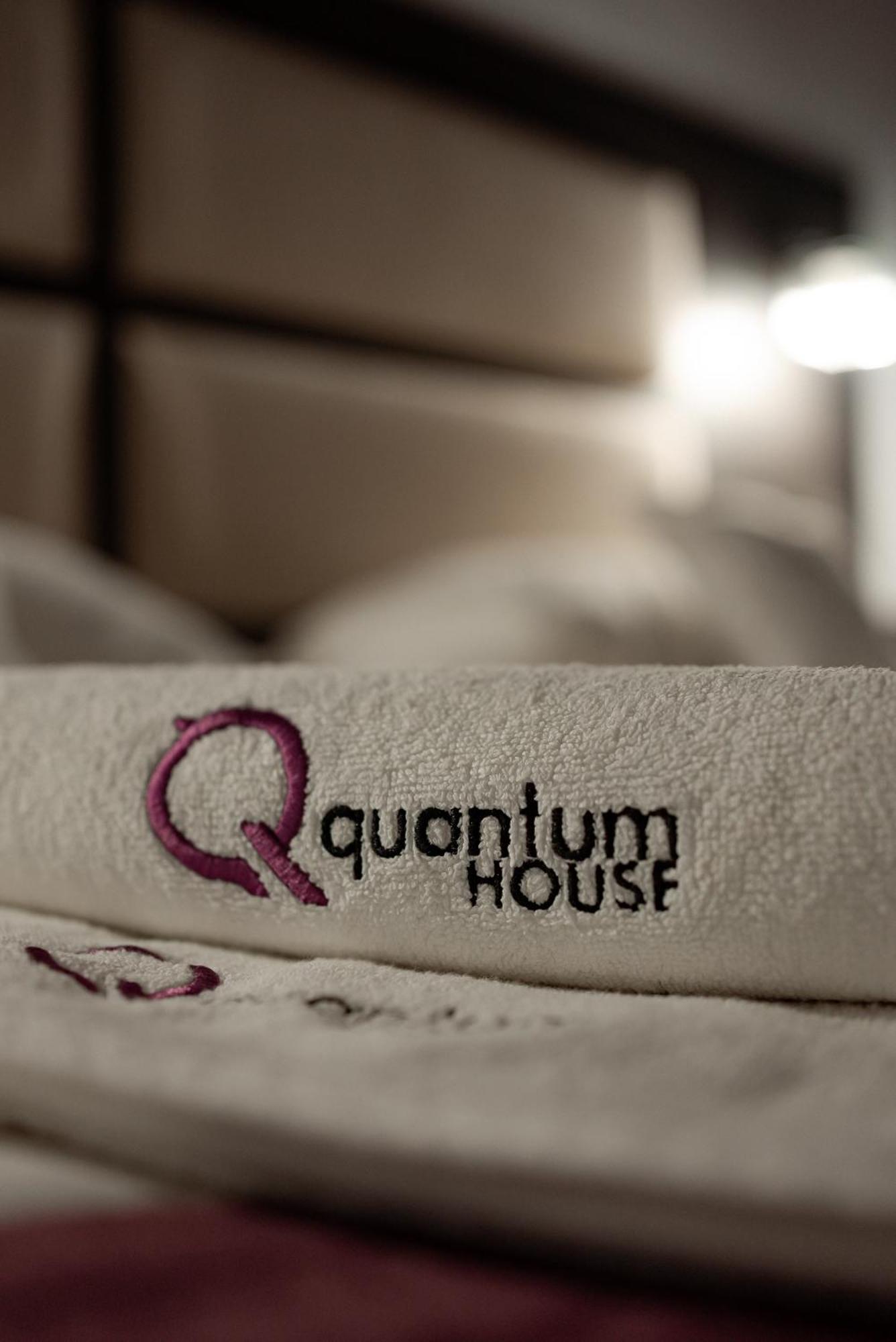 Hotel Quantum House Vatra Dornei Exterior foto